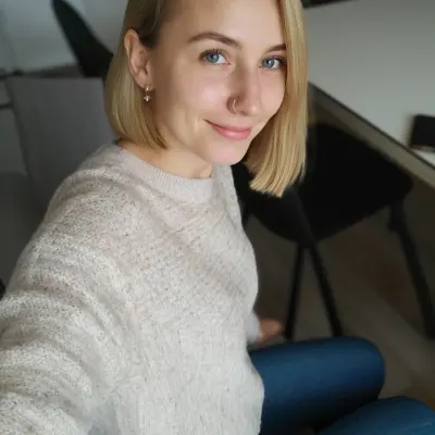 Анюта, 28